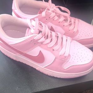 Barbie dunks worn once size 7